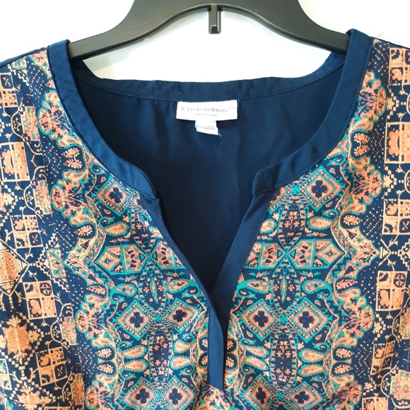 Liz Lange Blue & Gold Maternity Top - Picture 2 of 7